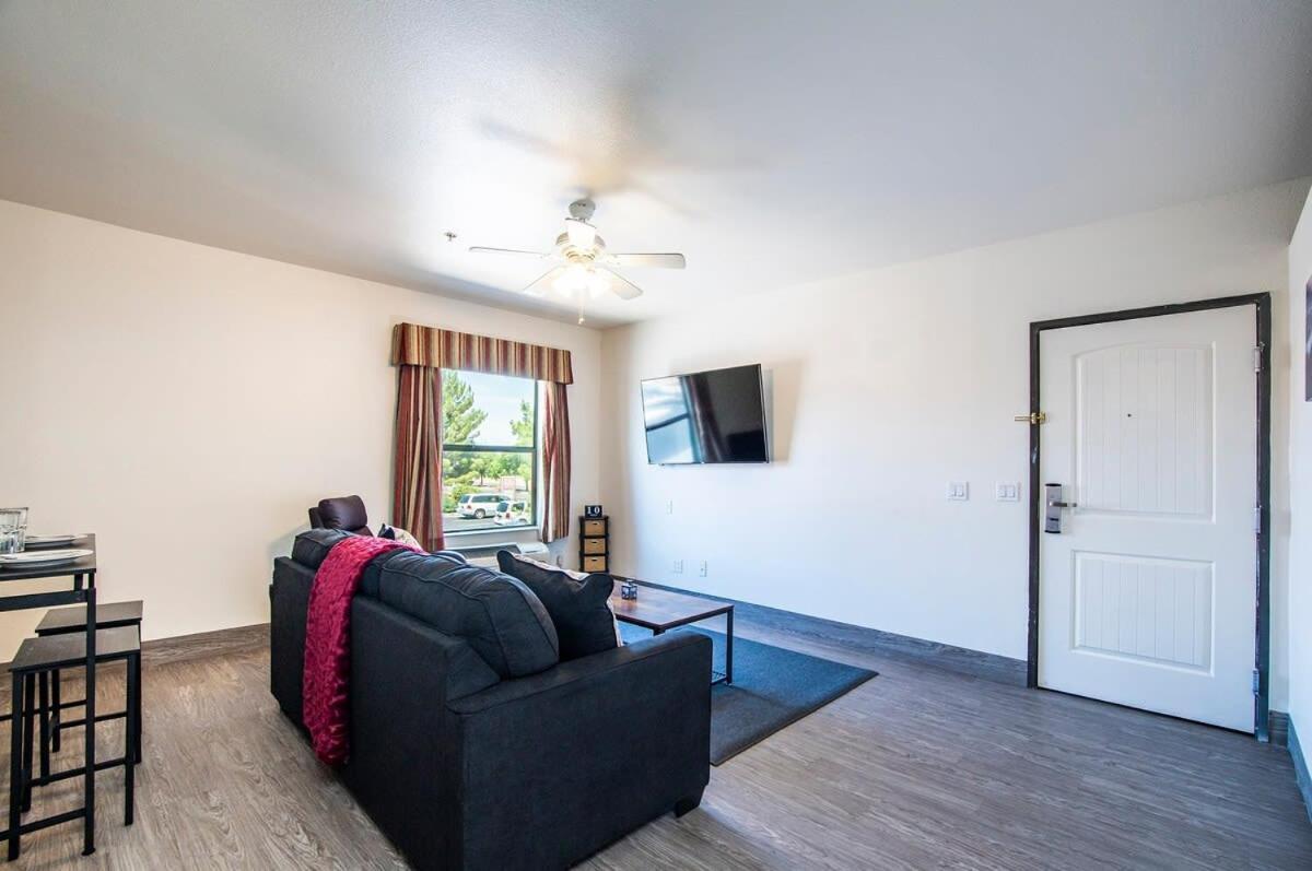 Villa Vistas 202- Modern Sierra Vista 1bd great location Esterno foto